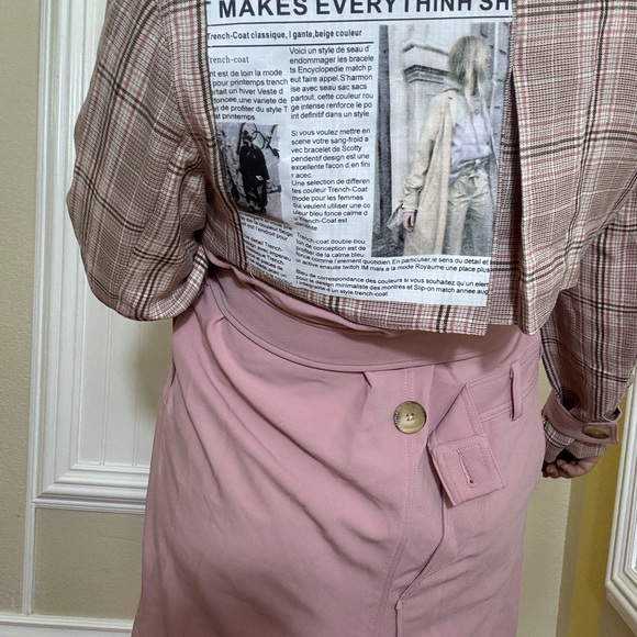 Trench coat,pink trench coat, designer trench coat - Picture 3 of 14